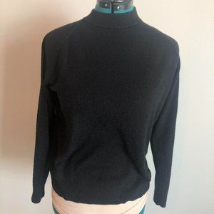 Petite Medium Black Turtleneck